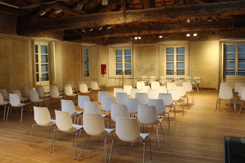 Comment organiser une conférence professionnelle réussie
